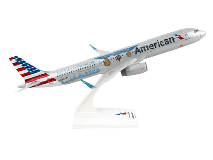 Airbus A321 Commercial Aircraft "American Airlines - Medal of Honor" (N167AN) Gray with Red and Blue Tail (Snap-Fit) 1/150 Plastic Model by Skymarks