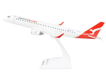 Embraer E190 Commercial Aircraft "QantasLink" (VH-UZD) White with Red Tail (Snap-Fit) 1/100 Plastic Model by Skymarks