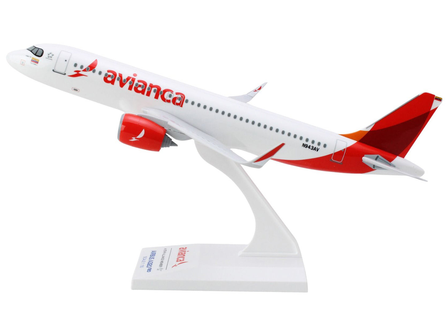 Airbus A320neo Commercial Aircraft "Avianca" (N943AV) White with Red Tail 1/150 Plastic Model by Skymarks