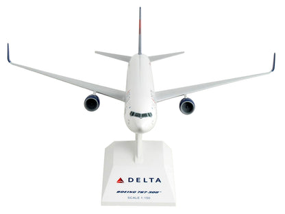 Boeing 767-300 Commercial Aircraft "Delta Air Lines" (N178DZ) White with Red and Blue (Snap-Fit) 1/150 Plastic Model by Skymarks