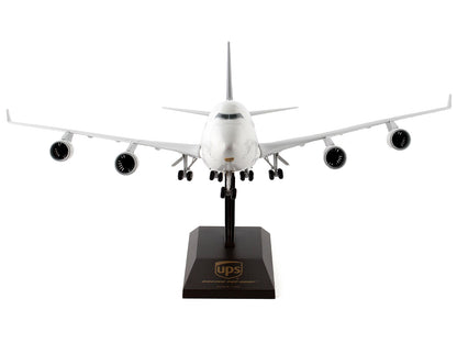 Boeing 747-400F Commercial Aircraft with Landing Gear "UPS Worldwide Services" (N570UP) White and Brown (Snap-Fit) 1/200 Plastic Model by Skymarks