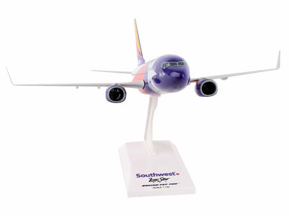 Boeing 737-700 Commercial Aircraft "Southwest Airlines - Lone Star One" (N931WN) Texas Flag Livery (Snap-Fit) 1/130 Plastic Model by Skymarks