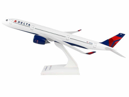 Airbus A350 Commercial Aircraft "Delta Air Lines" (N501DN) White with Red and Blue Tail (Snap-Fit) 1/200 Plastic Model by Skymarks