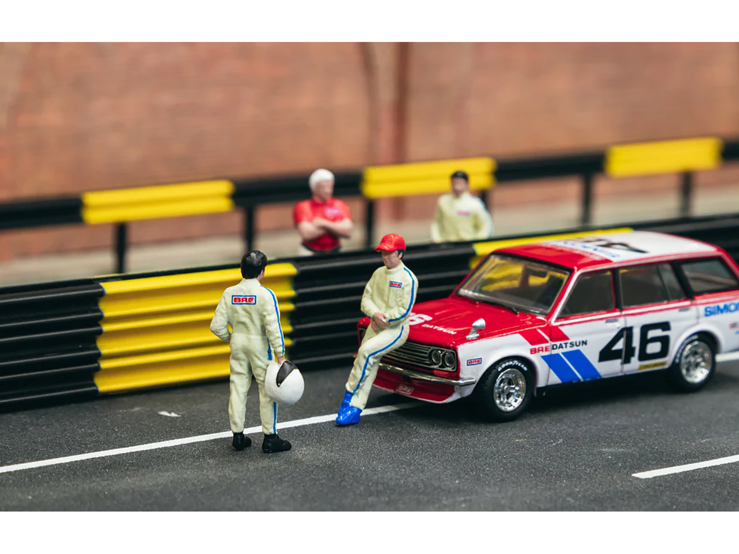 "Race Drivers" 4 Piece Diecast Figure Set "BRE" for 1/64 Scale Models by Tarmac Works & American Diorama