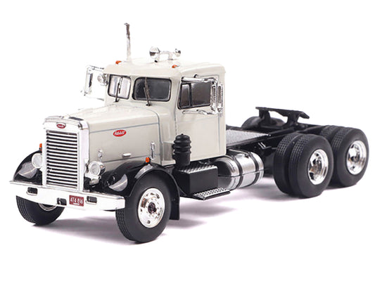 1955 Peterbilt 281 Truck Tractor White 1/64 Diecast Model by IXO Models
