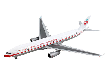 Airbus A330-300 Commercial Aircraft "TAP Air Portugal" White with Red Stripes 1/400 Diecast Model Airplane by GeminiJets