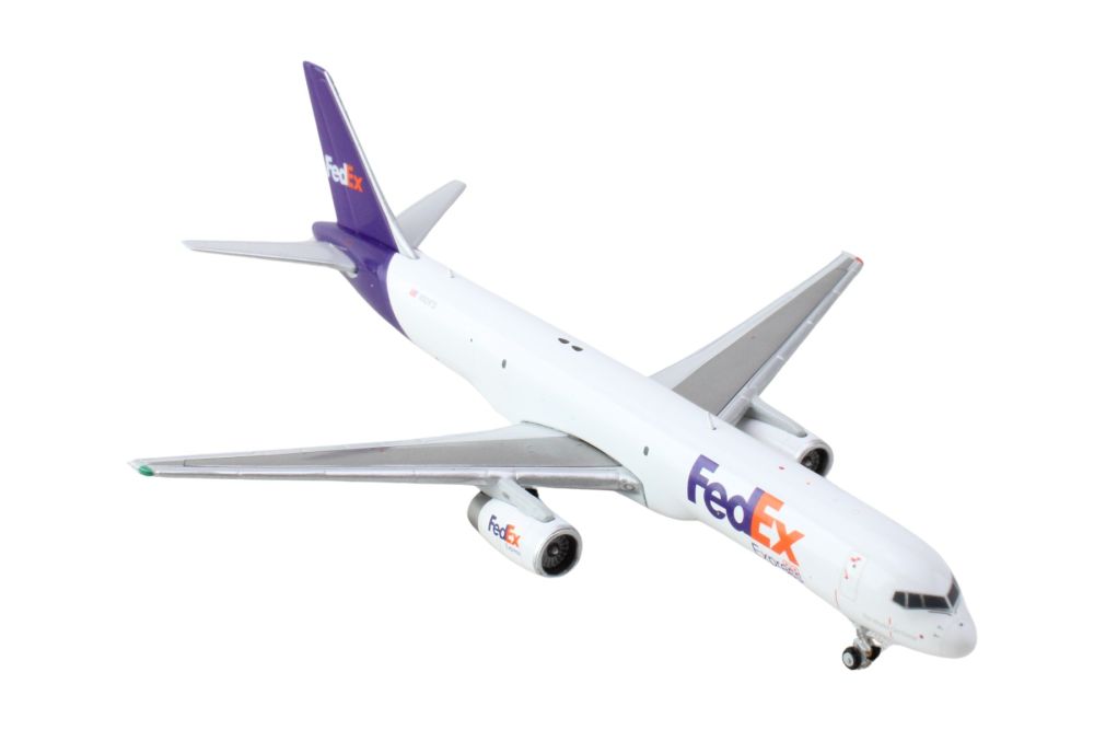 Boeing 757-200F Commercial Aircraft "FedEx (Federal Express)" (N921FD) White with Purple Tail 1/400 Diecast Model Airplane by GeminiJets