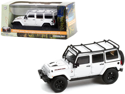 2014 Jeep Wrangler Unlimited Rubicon X Off-Road Bright White "Jeep Official Badge of Honor The Rubicon Trail Lake Tahoe California" 1/43 Diecast Model Car by Greenlight