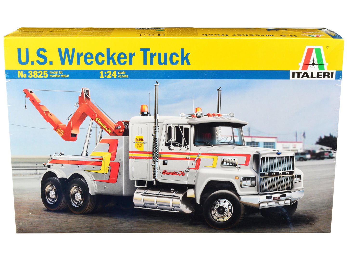 Skill 4 Model Kit U.S. Wrecker Tow Truck 1/24 Scale Model by Italeri