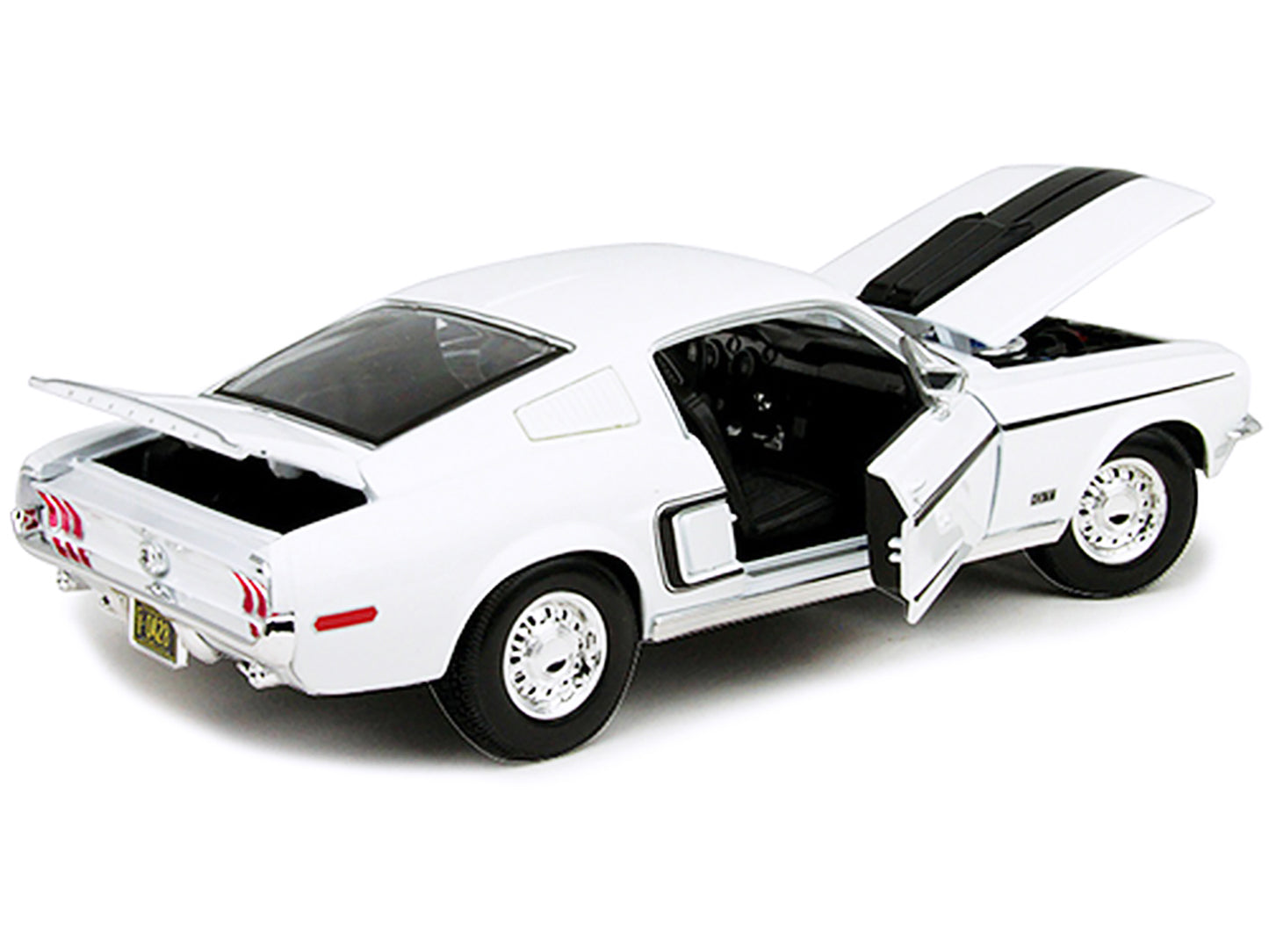 1968 Ford Mustang CJ Cobra Jet White 1/18 Diecast Model Car by Maisto