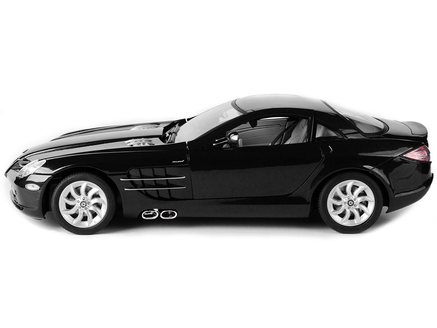 Mercedes McLaren SLR Black 1/12 Diecast Model Car by Motormax