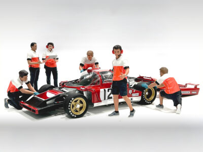 "Race Crew" 6 piece Figure Set for 1/18 scale models by American Diorama