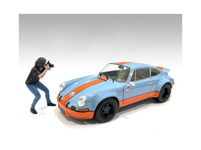 "Photographers" Figure #4 for 1/24 Scale Models by American Diorama