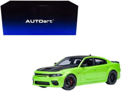 Dodge Charger Scat Pack Widebody Sublime Green with Matt Black Hood and Top 1/18 Model Car by Autoart