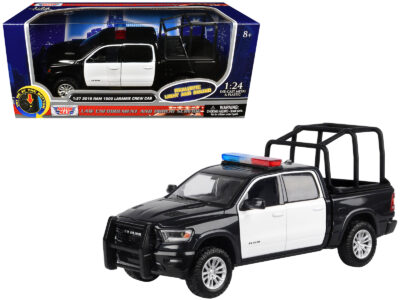 2019 RAM 1500 Laramie Crew Cab Pickup Truck with Bed Cage Black and White with Flashing Light Bar and Front and Rear Lights and Sounds 1/27 Diecast Model Car by Motormax