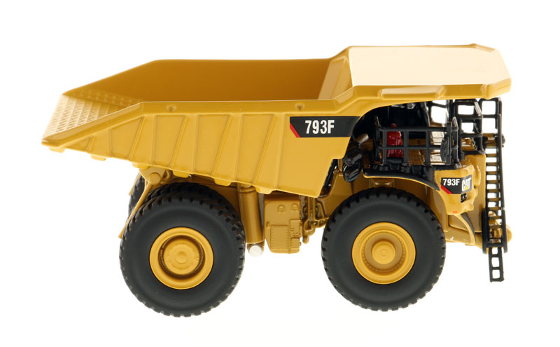 CAT Caterpillar 793F Mining Truck with Operator "Core Classics" Series 1/125 Diecast Model by Diecast Masters #2