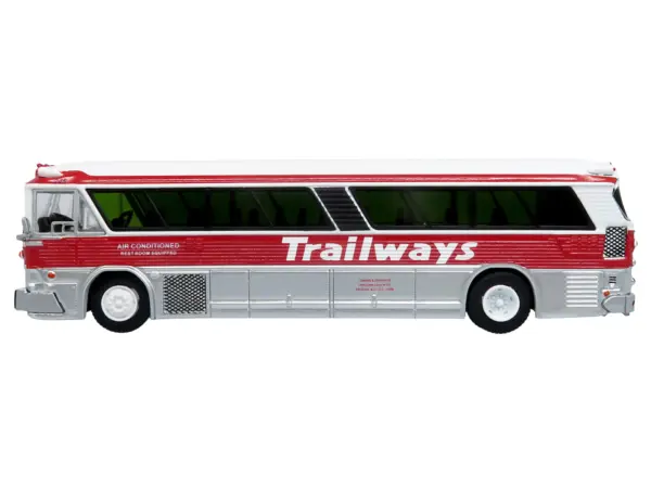 1964 MCI MC-5A Coach Bus "Trailways Chicago" White with Red Stripes "Vintage Bus & Motorcoach Collection" Limited Edition to 504 pieces Worldwide 1/87 (HO) Diecast Model by Iconic Replicas #2