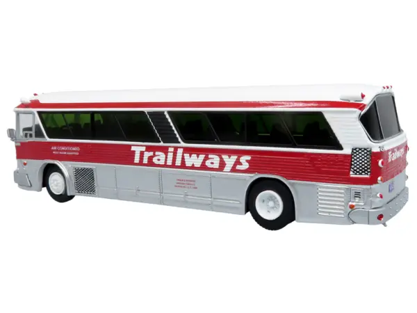 1964 MCI MC-5A Coach Bus "Trailways Chicago" White with Red Stripes "Vintage Bus & Motorcoach Collection" Limited Edition to 504 pieces Worldwide 1/87 (HO) Diecast Model by Iconic Replicas #3