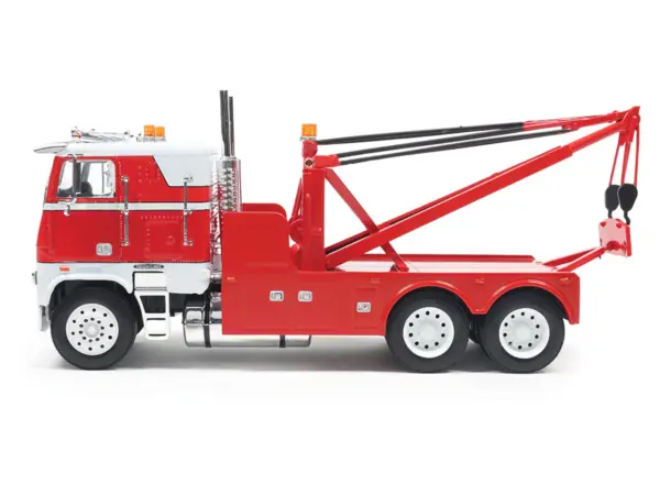 1987 Freightliner FLA Tow Truck Red and White 1/43 Diecast Model by IXO Models #2