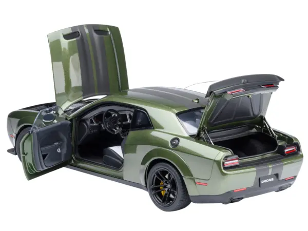 2022 Dodge Challenger SRT Jailbreak F8 Green with Carbon Stripes 1/18 Model Car by Autoart #2