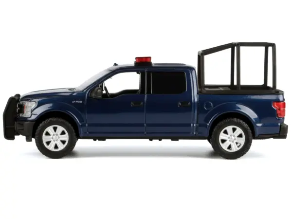 2019 Ford F-150 Lariat Crew Cab Pickup Truck with Bed Cage Dark Blue with Flashing Light Bar and Front and Rear Lights and Sounds 1/27 Diecast Model Car by Motormax #3