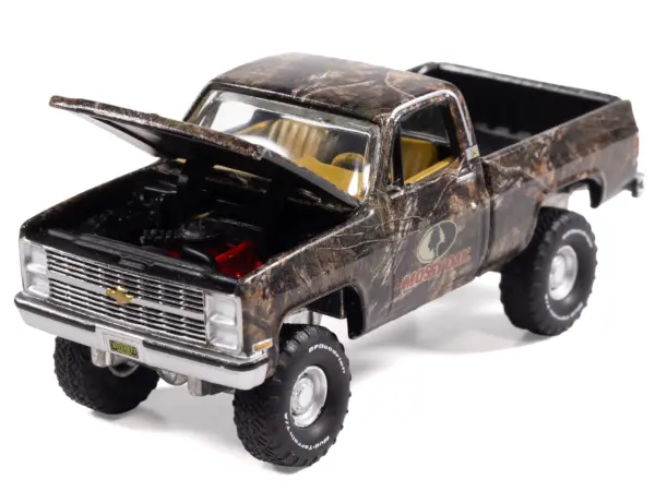 1983 Chevrolet Silverado Pickup Truck "Mossy Oak" Camouflage Livery "Big Country Collectibles" 2025 Series 1/64 Diecast Model Car by Auto World #3