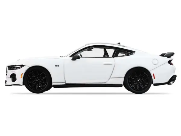 2024 Ford Mustang Oxford White with Black Top "GreenLight Muscle" Series 30 1/64 Diecast Model Car by Greenlight #2