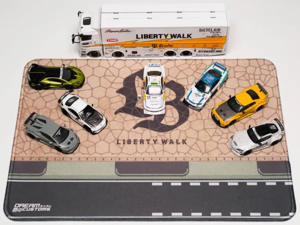 Desktop Display Mat "LB" Logo by Dream Customs #3