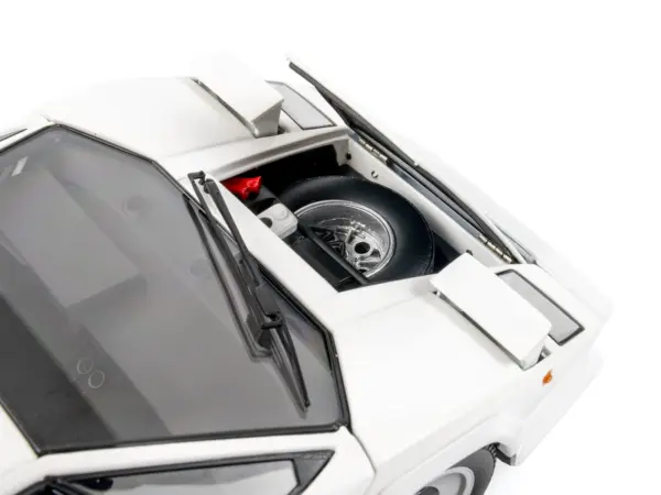 Lamborghini Countach LP 400S White 1/18 Diecast Model Car by Kyosho #5