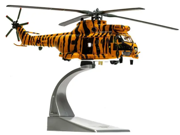 Westland Puma HC-1 Helicopter "No. 230 Squadron NATO Tiger Meet livery RIAT" (2005) Royal Air Force "The Aviation Archive" Series 1/72 Diecast Model by Corgi #5