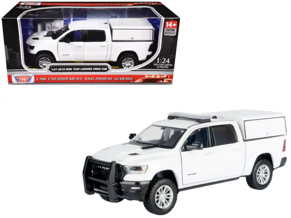 2019 RAM 1500 Laramie Crew Cab Pickup Truck with Truck Bed Camper White "Custom Builder's Kit" Series 1/27 Diecast Model Car by Motormax #1