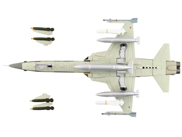 Northrop F-5F Tiger II Aircraft "46th Aggressor Squadron 7th Flight Training Wing" Republic of China Air Force "Air Power Series" 1/72 Diecast Model by Hobby Master #4