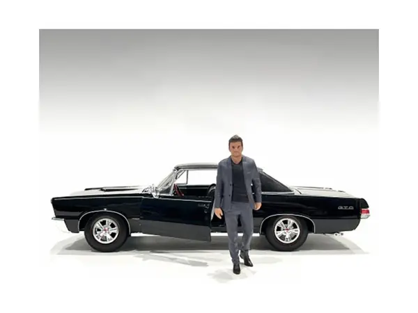 "Gentlemen's Club" Figure 4 for 1/24 Scale Models by American Diorama #1