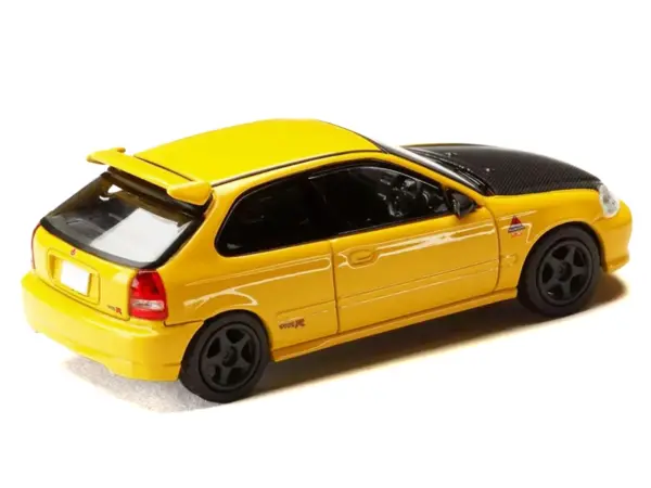 Honda Civic (EK9) RHD (Right Hand Drive) Yellow with Carbon Hood "Initial D" (1995-2013) Manga "Diorama Set Series" 1/64 Diecast Model car by Hobby Japan #3