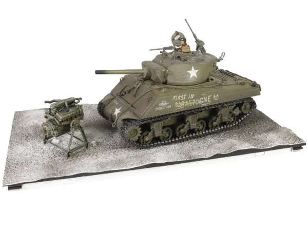 Sherman M4A3E2 (75) “Cobra King” Medium Tank “First in Bastogne” George Smith Patton’s 4th A.Div. 3rd Army Bastogne area (26 December 1944) "Engine Plus" Series 1/32 Diecast Model by Metal Proud #4