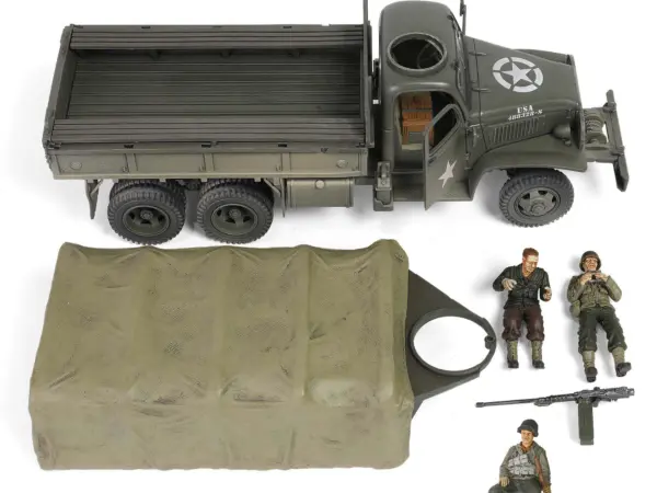GMC CCKW-353B Cargo Truck with Cover "1st Infantry Division Weymouth England World War II" (1944) United States Army with Figures "Armoured Fighting Vehicle" Series 1/32 Diecast Model by Forces of Valor #3