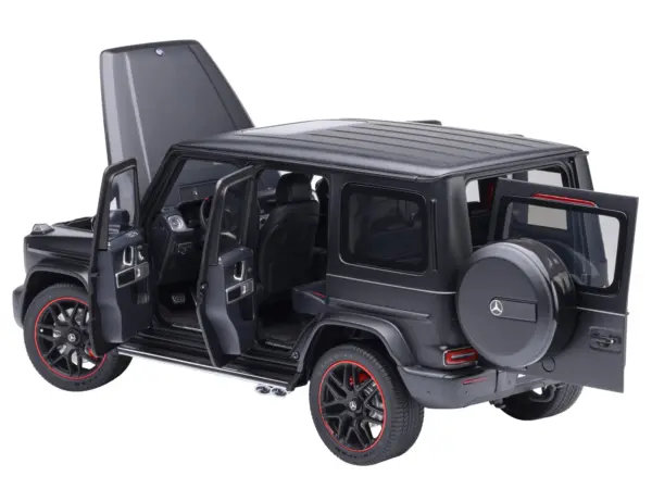 2019 Mercedes-Benz AMG G63 Matt Black 1/18 Model Car by Autoart #2