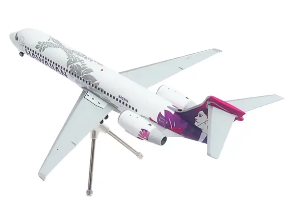 Boeing 717-200 Commercial Aircraft "Hawaiian Airlines" (N492HA) White with Purple Tail Graphics "Gemini 200" Series 1/200 Diecast Model Airplane by GeminiJets #4