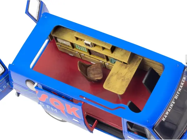 Level 3 Model Kit 1977 GMC "WSQK Squawk" Van "Stranger Things" (2016-2025) TV Series 1/25 Scale Model by Revell #4