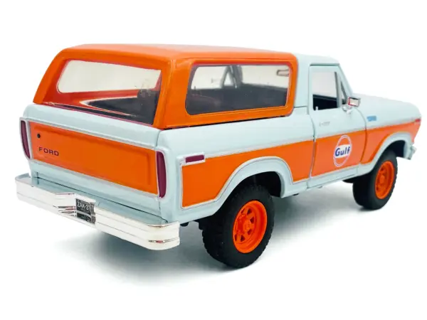 1978 Ford Bronco Light Blue and Orange "Gulf Oil" "Gulf Die-Cast Collection" 1/24 Diecast Model Car by Motormax #3