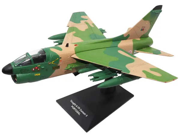 Vought A-7P Corsair II Attack Aircraft "Portugal" 1/72 Diecast Model by Militaria Die Cast #3