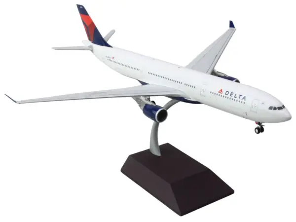 Airbus A330-300 Commercial Aircraft "Delta Air Lines" (N829NW) White with Blue and Red Tail "Gemini 200" Series 1/200 Diecast Model Airplane by GeminiJets #2
