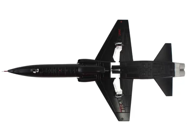 Northrop T-38A Talon Aircraft "65-10342 1st Reconnaissance Squadron 9th Reconnaissance Wing Beale Air Force Base" (2006) United States Air Force "Air Power Series" 1/72 Diecast Model by Hobby Master #4