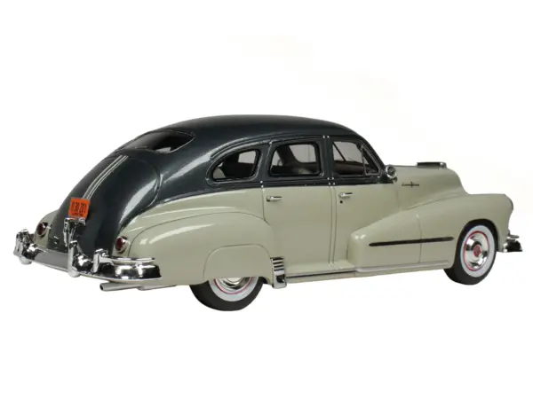 1948 Pontiac 4 Door Sedan Oyster Gray 2-Tone Limited Edition to 200 pieces Worldwide 1/43 Model Car by Goldvarg Collection #5