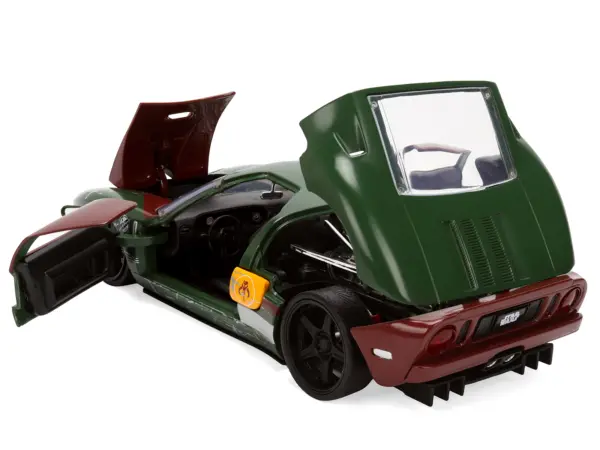 2005 Ford GT Green (Weathered) with Graphics and Boba Fett Figure "Star Wars" Franchise "Hollywood Rides" Series 1/24 Diecast Model Car by Jada #4