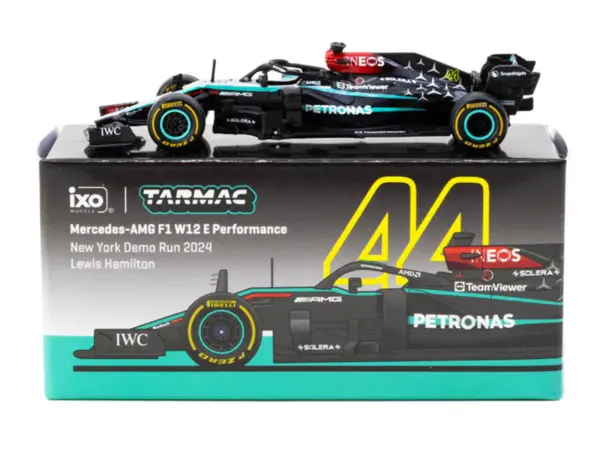 Mercedes-AMG F1 W12 E Performance #44 Lewis Hamilton Formula One F1 "New York Demo Run" (2024) "Global64" Series 1/64 Diecast Model by Tarmac Works #4