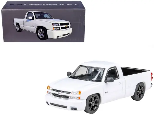2006 Chevrolet Silverado 'Cateye' Pickup Truck Summit White 1/64 Diecast Model Car by Paragon Models #1
