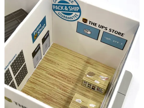 The UPS Store Diorama "Mechanic's Corner" for 1/64 Scale Models by Greenlight #5