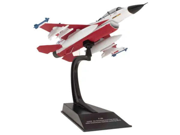 Mitsubishi F-2B Fighter Aircraft "Air Development and Test Wing 60th Anniversary" (2015) Japan Air Self-Defense Force 1/100 Diecast Model by Hachette Collections #2