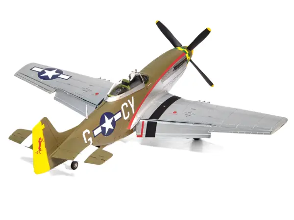 Level 2 Model Kit North American P-51D Mustang Fighter Aircraft with 2 Scheme Options 1/48 Plastic Model Kit by Airfix #4